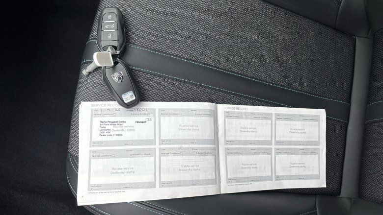 Peugeot 308 1.2 PureTech Allure Premium 5dr EAT8 Petrol Hatchback